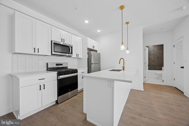 Primary Photo - 1614 Ridge Ave