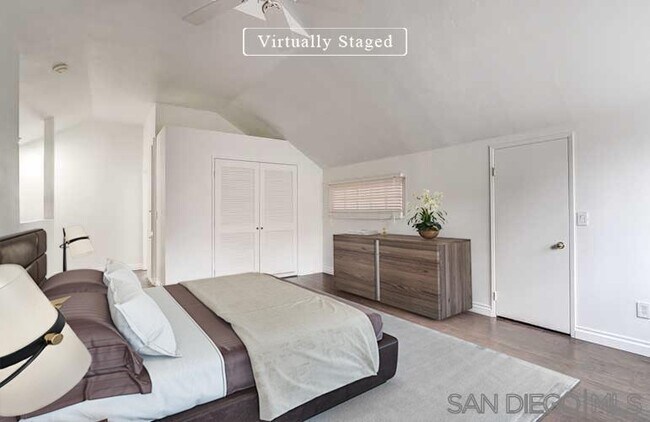 Building Photo - 10456 La Morada Dr