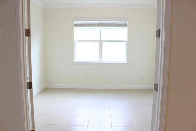 Building Photo - 5826 Long Shore Loop