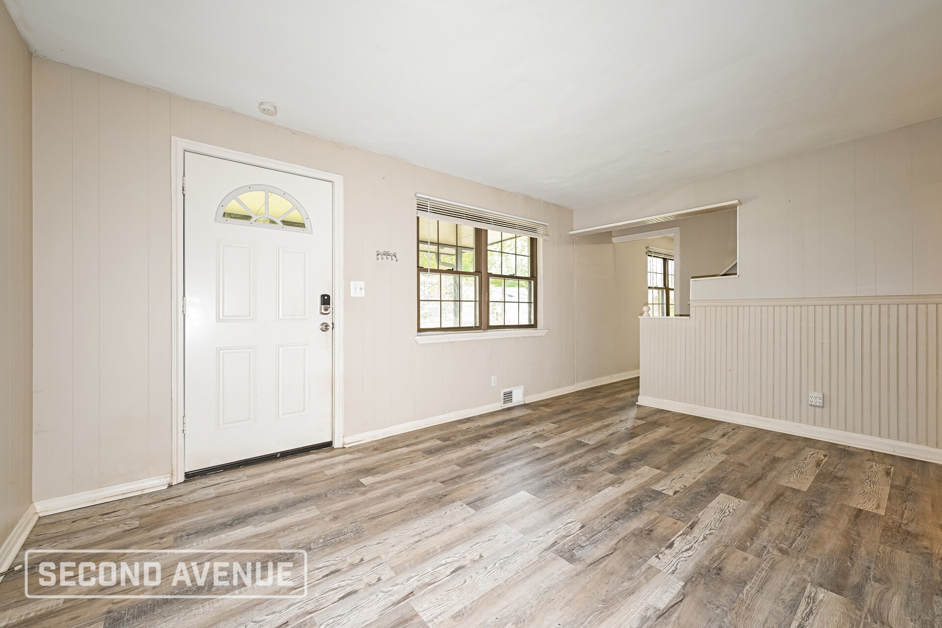 Building Photo - 223 Auburn St