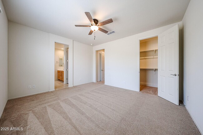 Building Photo - 7106 W Hedge Hog Pl