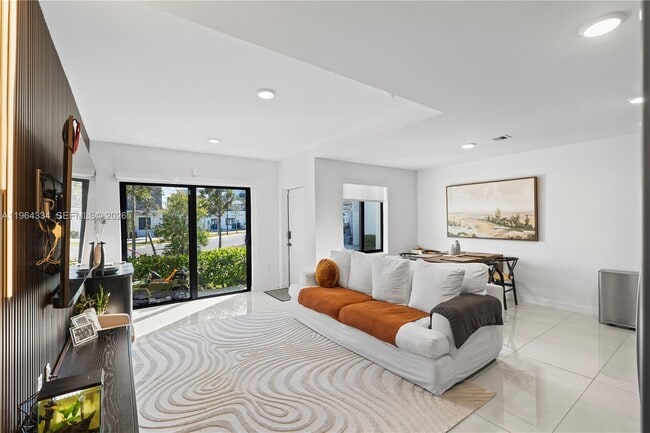 Building Photo - 14595 SW 261st Terrace