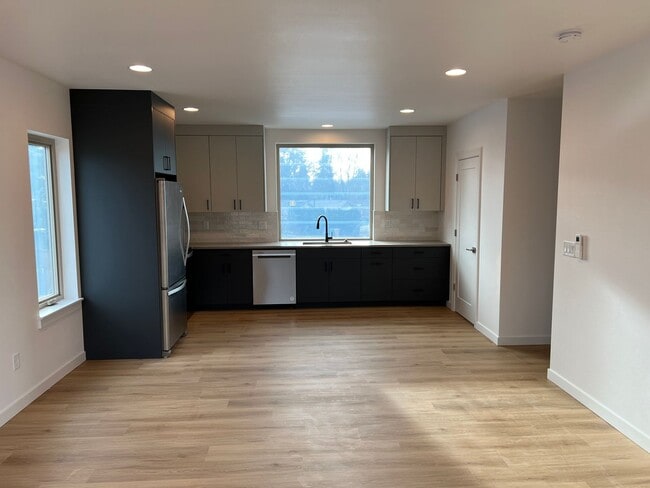 Building Photo - Brand New Townhomes With Upscale Modern Design