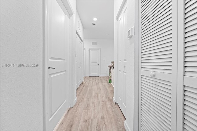 Building Photo - 25557 SW 109th Ave