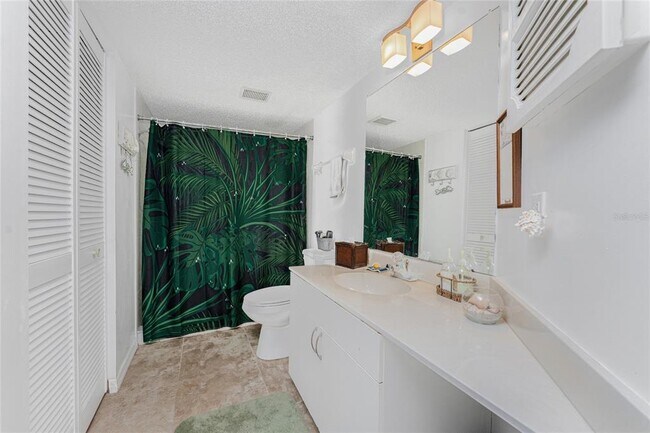 Building Photo - 511 Pine Hollow Cir