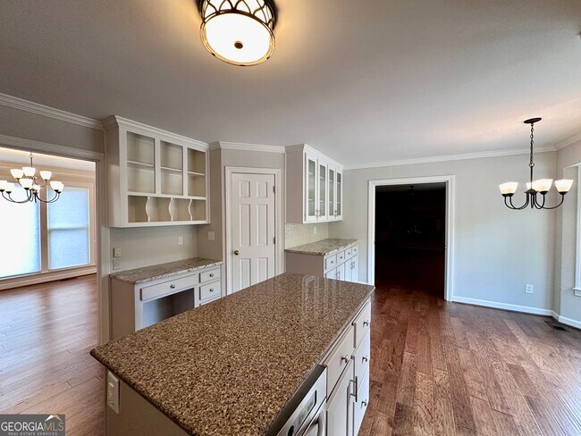 Building Photo - 3363 Somerset Trace