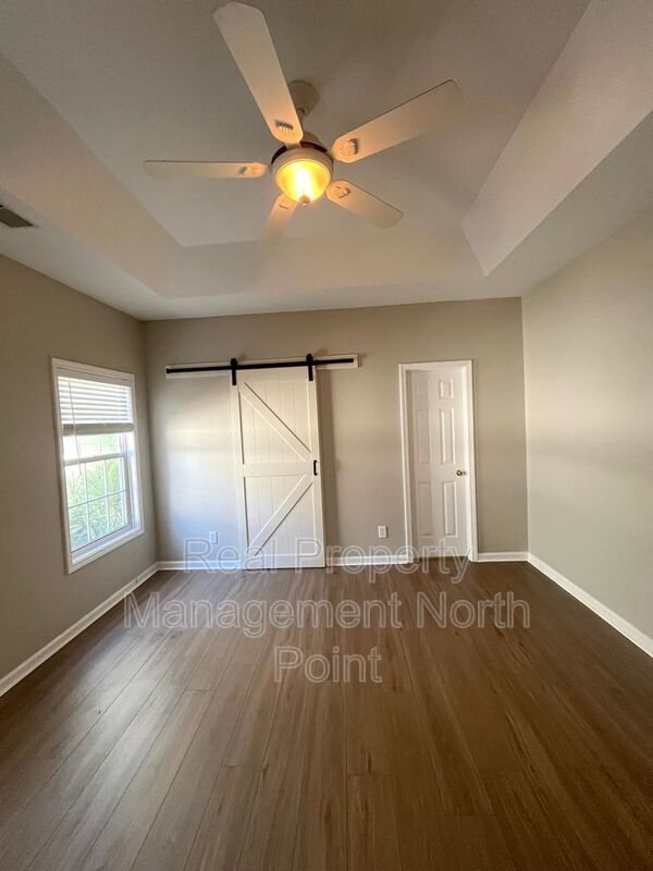 Building Photo - 155 Weatherstone Dr