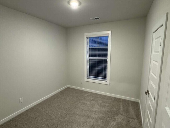 Building Photo - 2530 Harbor Rdg Pass