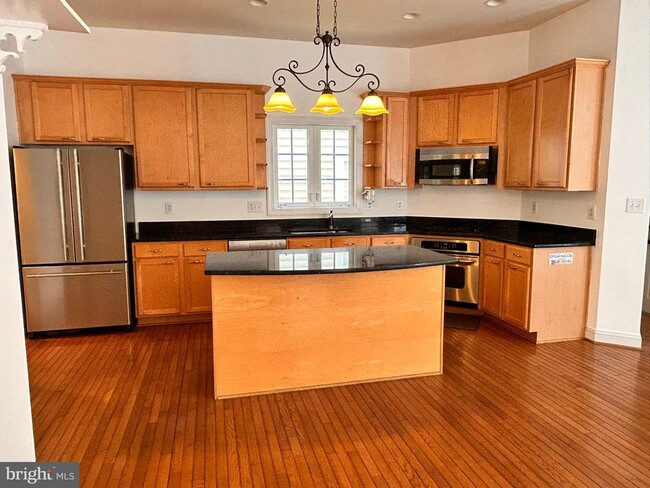 Building Photo - 308 Trotter Farm Dr