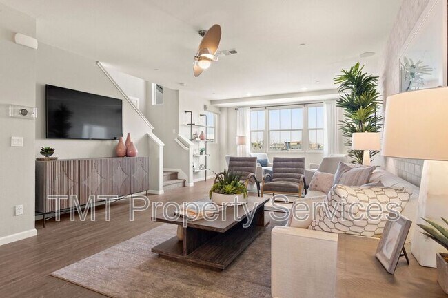 Building Photo - 4441 Rhone Walk