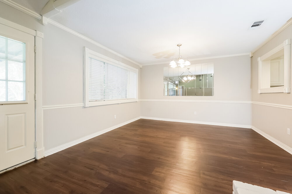 Building Photo - 21303 Bassbrook Dr