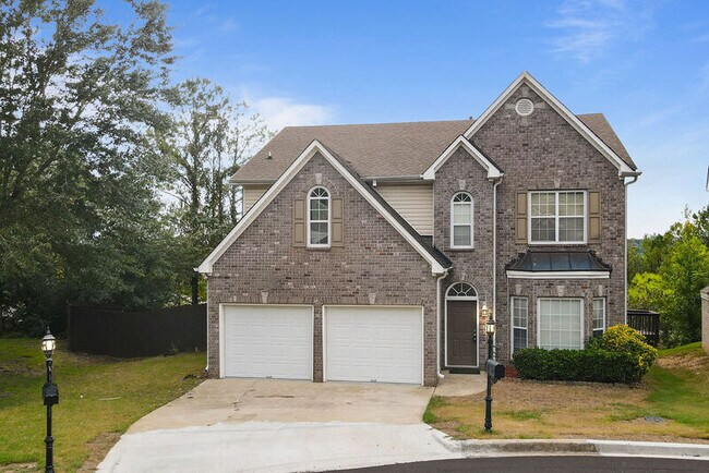 Building Photo - 164 Village Ln