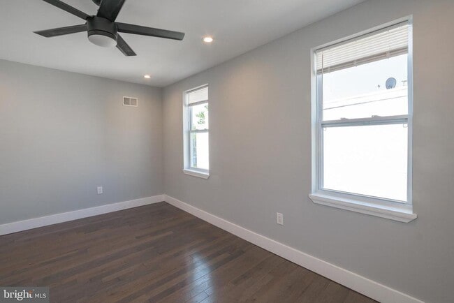 Building Photo - 2106 Manton St