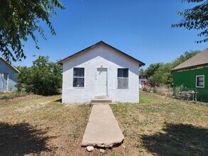 Building Photo - Cozy 1 Bed 1 Bath Home!!!