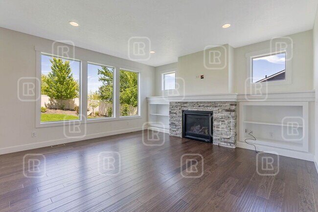 Building Photo - 17823 E Daystar Rd