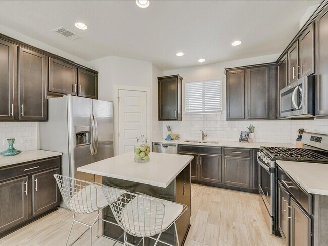 Building Photo - 1916 Warely Ln