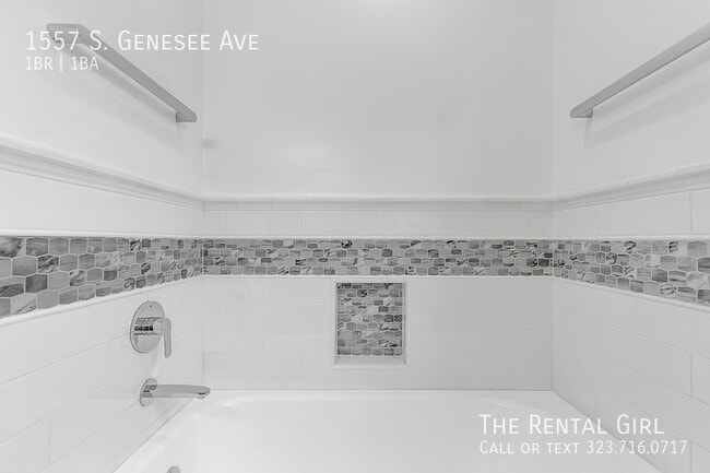 Building Photo - 1557 S Genesee Ave