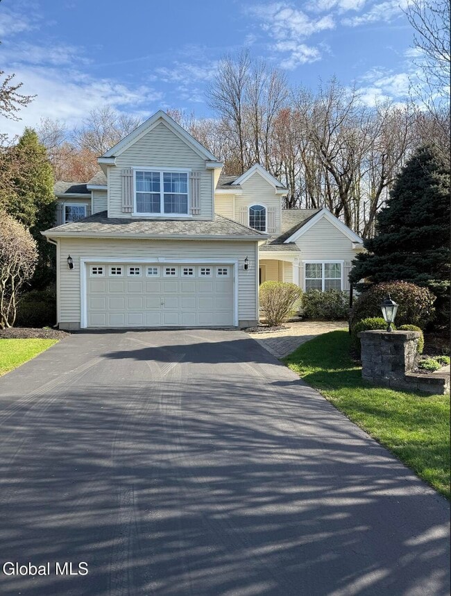 Building Photo - 25 Brittany Oaks