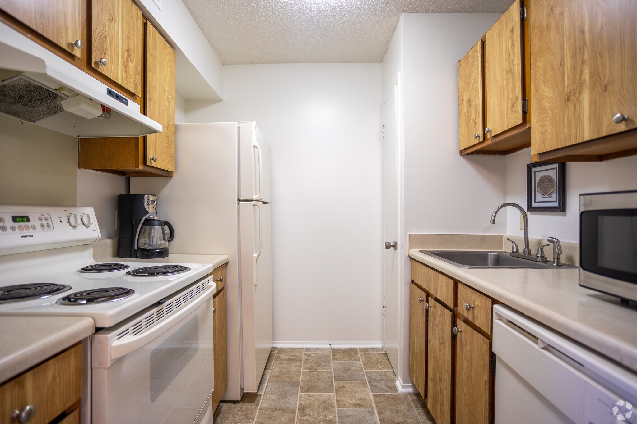 1BR,1BA - Northwoods