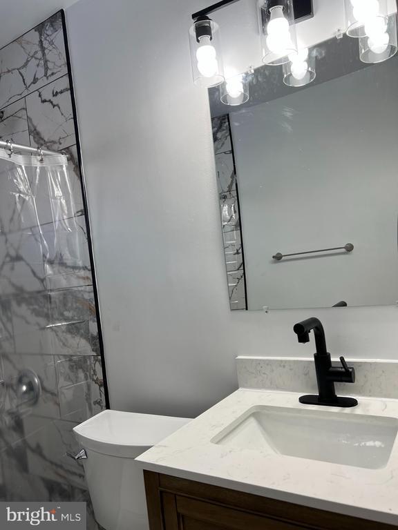 Building Photo - 7925 Ashboro Dr