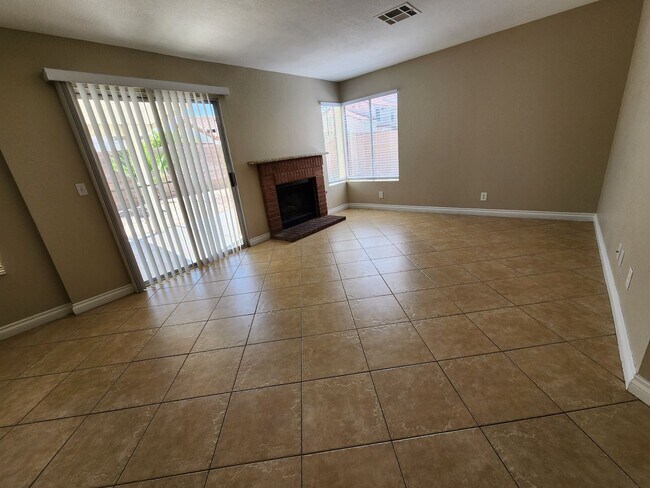 Building Photo - 6703 Dominion Ct