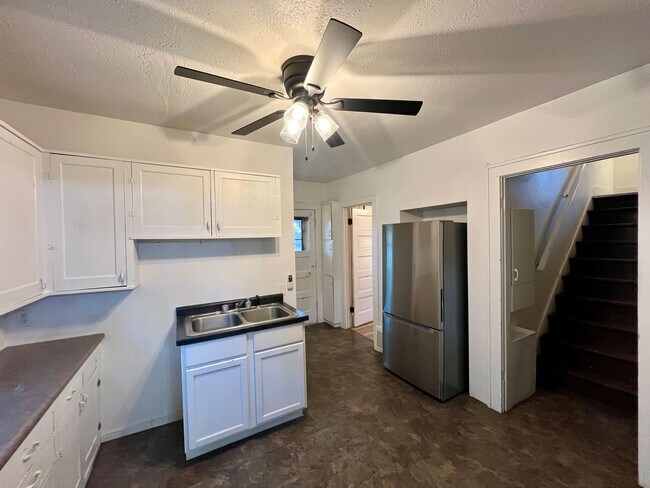 Building Photo - 3 Bed 1 Bath Single Family Home in Wausau