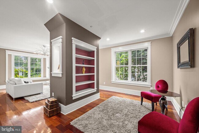 Building Photo - 9715 Singleton Dr