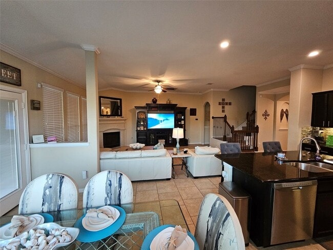 Building Photo - 402 Stockport Dr