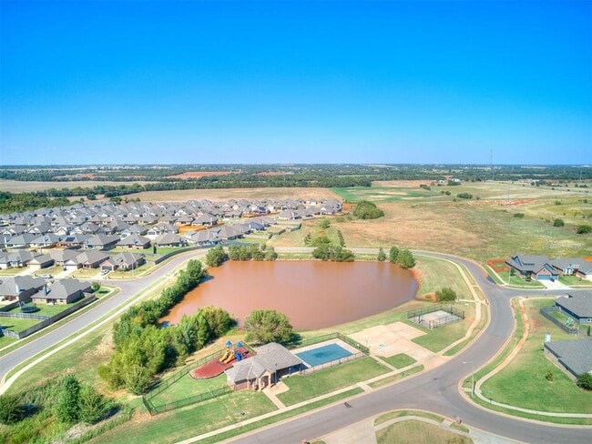 Building Photo - 8325 NW 163rd Ter