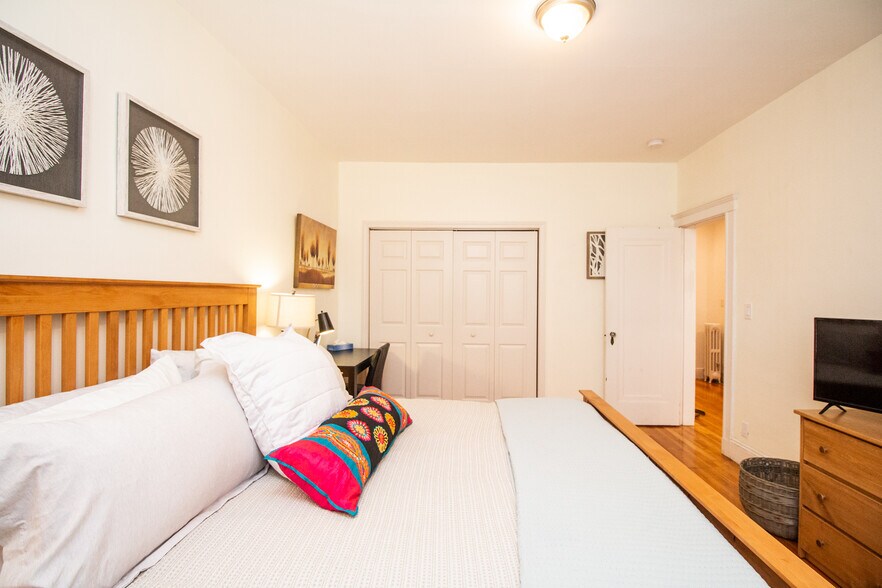 Building Photo - 461 Washington St