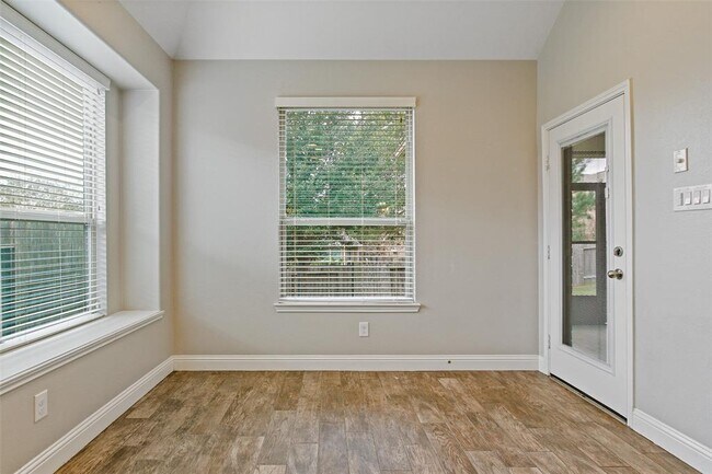 Building Photo - 3556 Woods Estates Dr