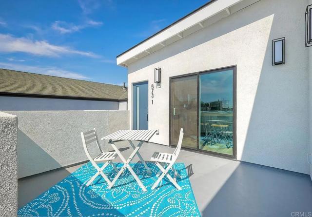 Building Photo - 573 Florida St