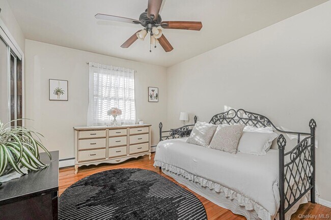 Building Photo - 317 Darlington Ave