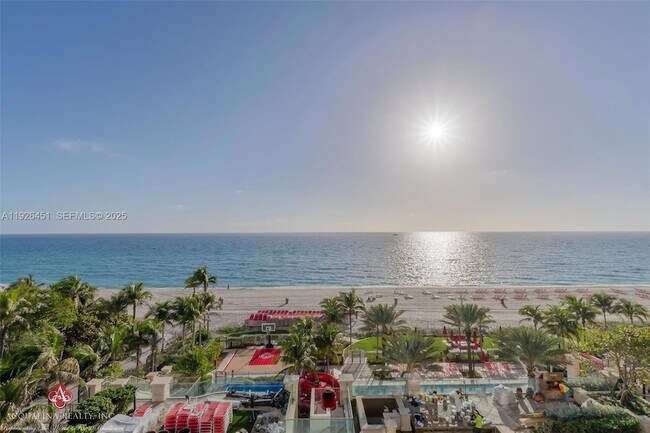 Building Photo - 17975 Collins Ave