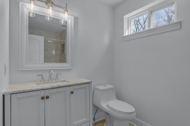 Building Photo - all new East/Cleveland Park Nashville 3 be...