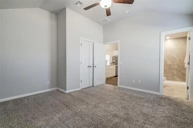 Building Photo - 9207 SW 47th St