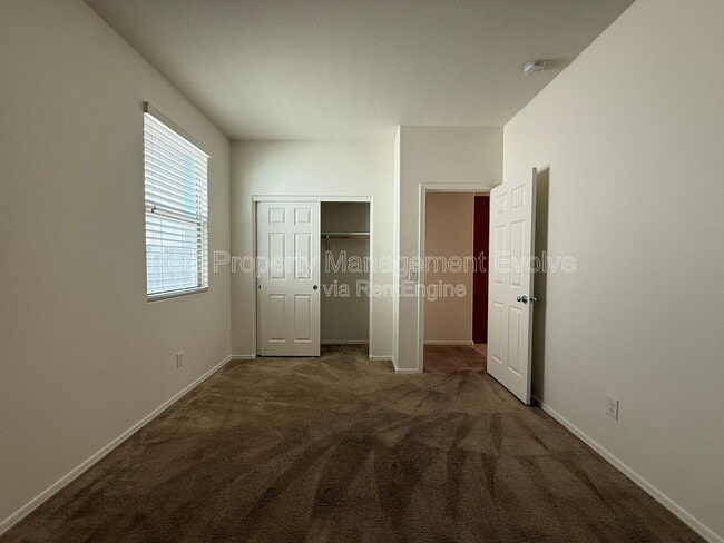 Building Photo - 15811 W Banff Ln