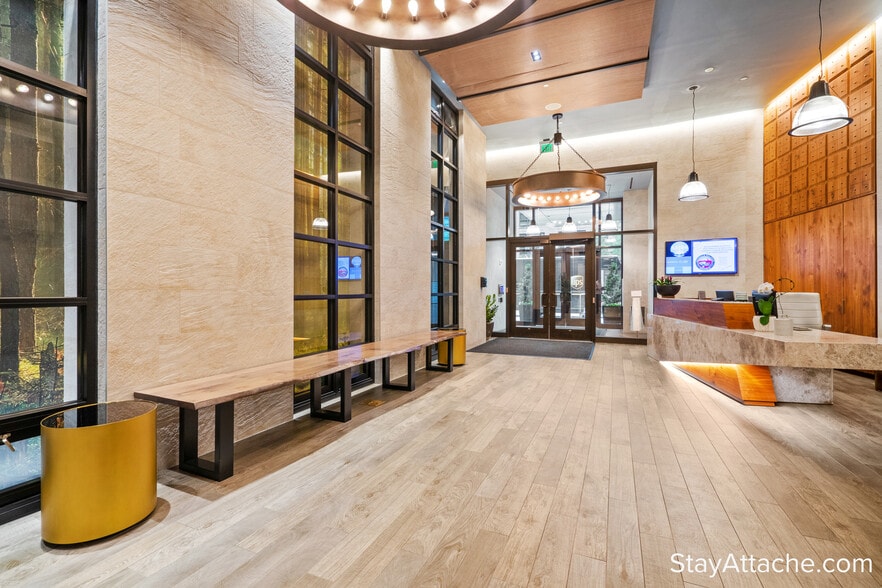 Building Photo - 1300 4th St SE