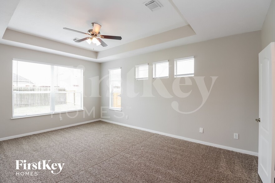 Building Photo - 13206 Indigo Creek Ln