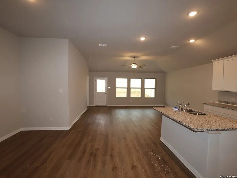 Building Photo - 6228 Medina Oasis