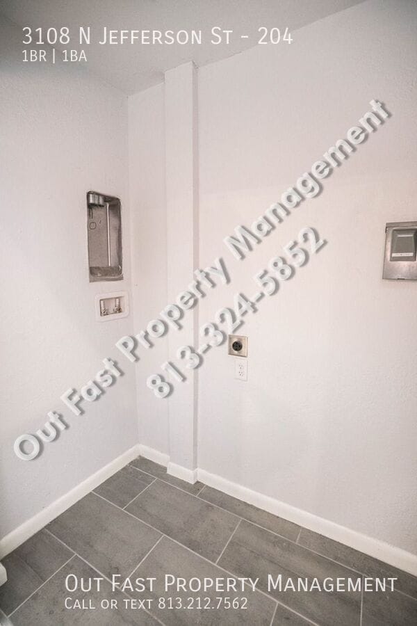 Building Photo - 3108 N Jefferson St