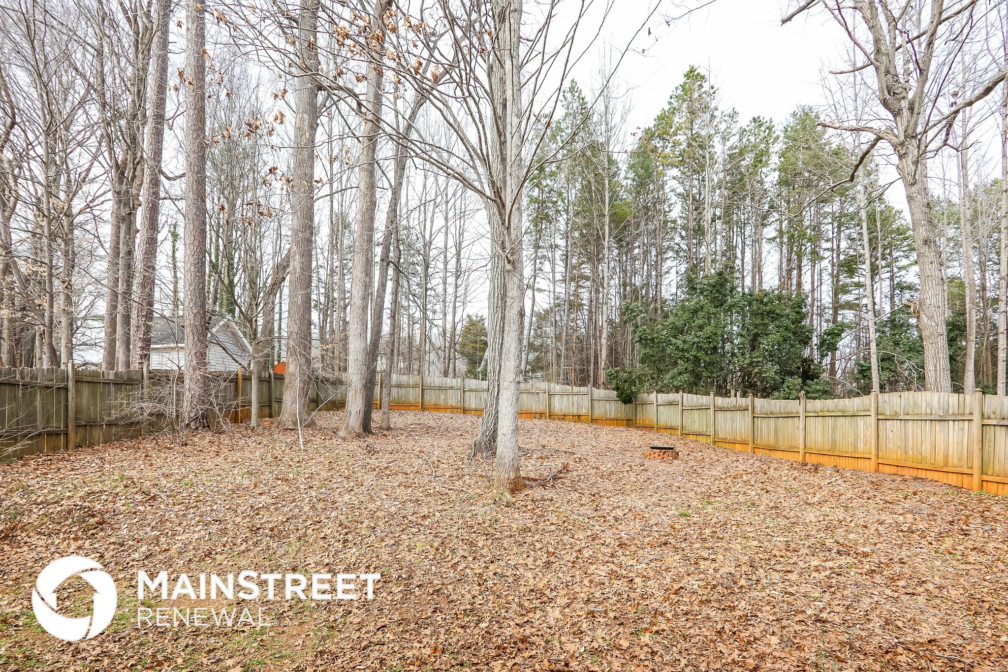Building Photo - 1601 Trinity Garden Cir