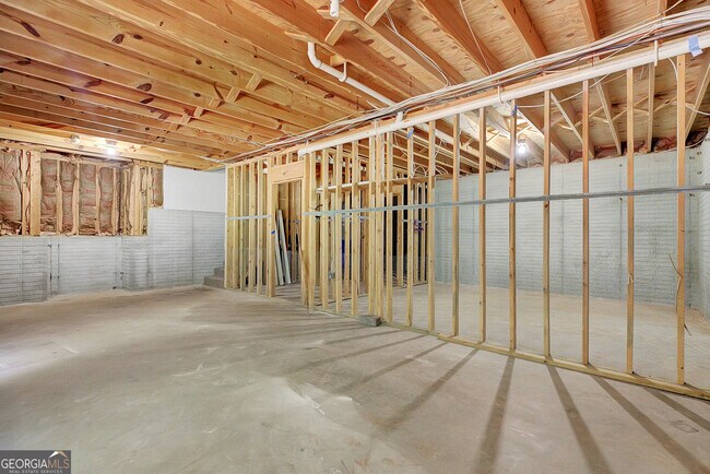 Building Photo - 75 Rock Mill Ct