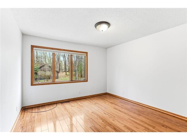 Building Photo - 5880 Christmas Lake Rd