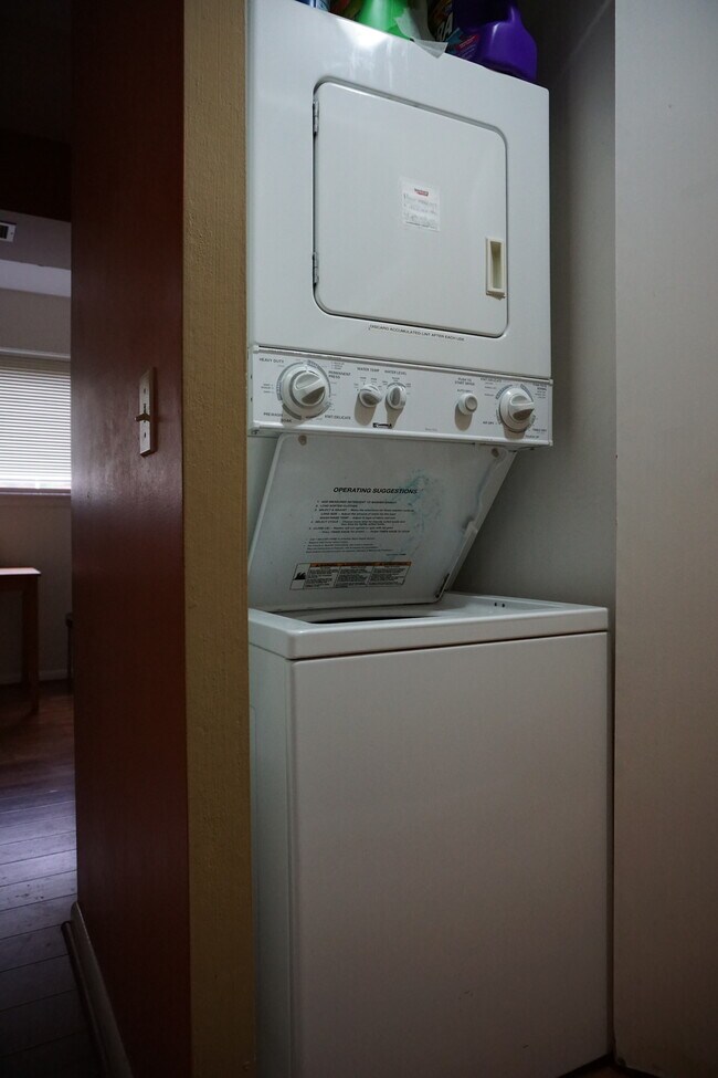 Washer and Dryer in Unit - 505 Sunridge Dr