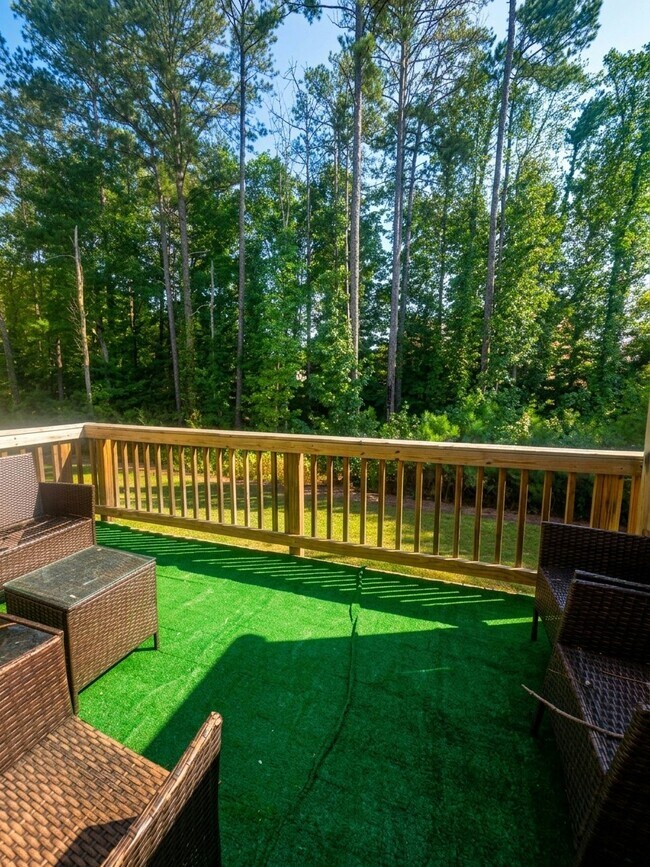 Building Photo - 311 Mahone Dr