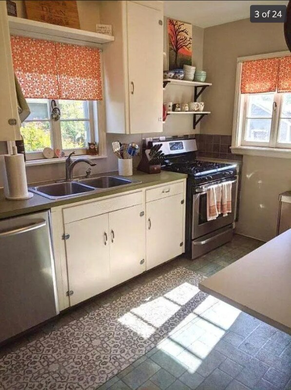 Building Photo - 2585 S Logan St