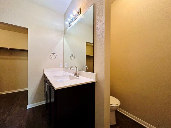 Building Photo - 15205 Wideleaf Cove