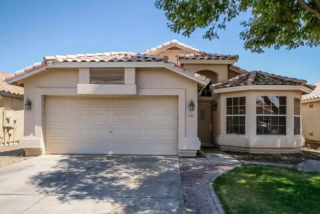 Building Photo - 3928 E Douglas Loop