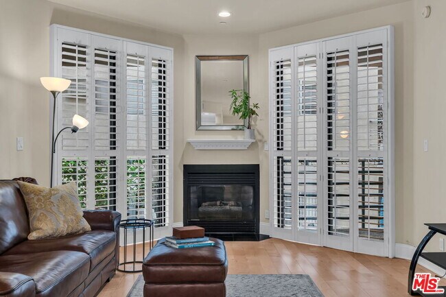 Building Photo - 12000 Goshen Ave